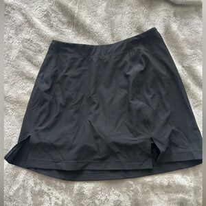 Outdoor Voices Skort!